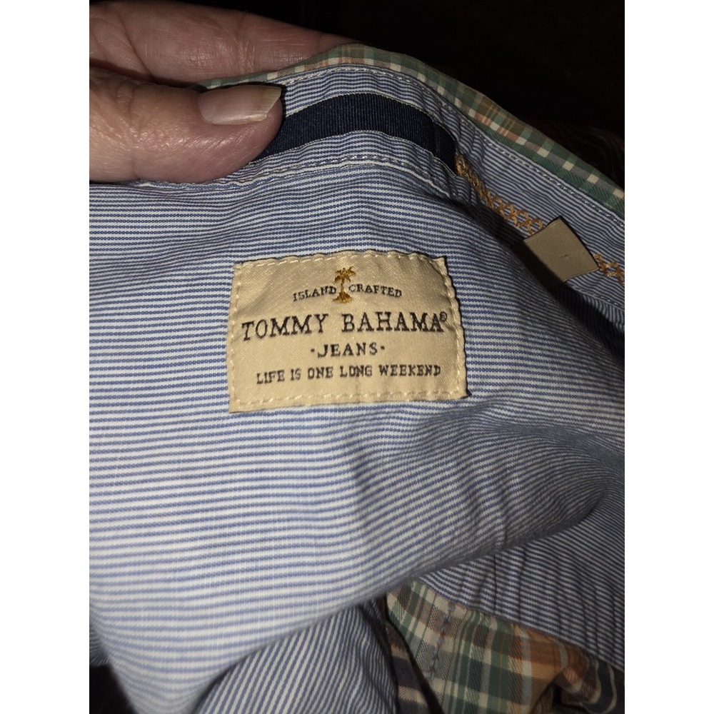 Tommy Bahama Shirt Size XXL Mens. - Picture 8 of 8